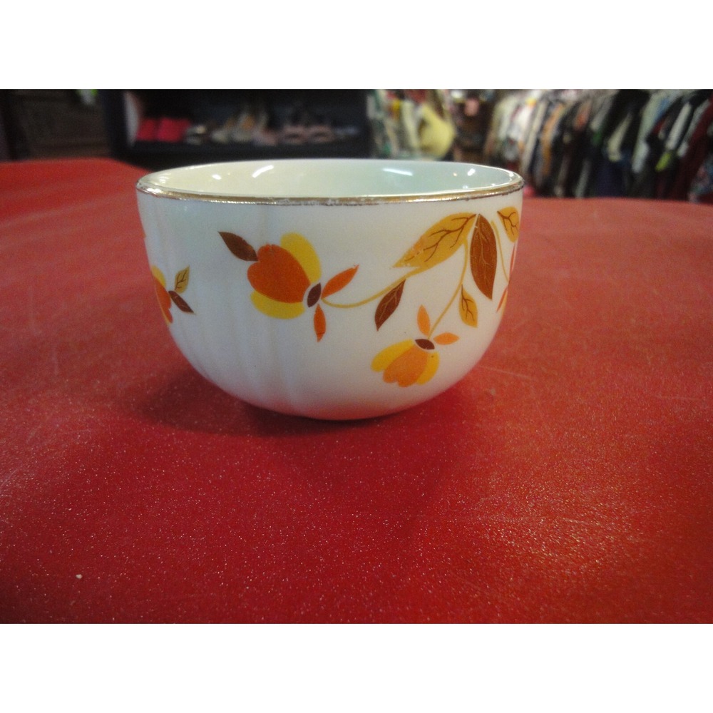 Vintage Hall's superior Kithenware small bowl Autumn leaves fruit dessert